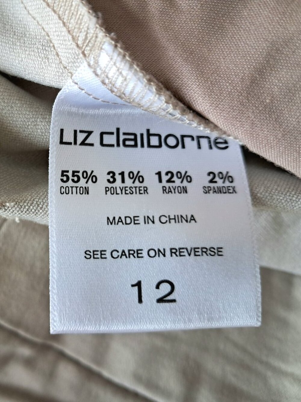 TWO Pairs Liz Claiborne COMFORT STRETCH Classic Shorts Size 12 NWT - Picture 6 of 13